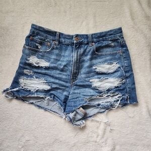 American Eagle Curvy 90s Boyfriend Short Blue Jean shorts distressed size 12